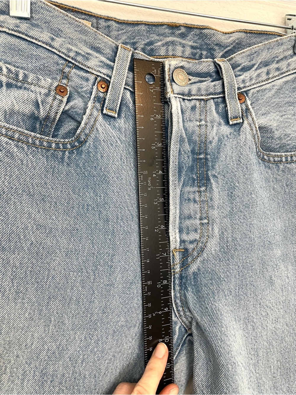 Levi's Premium 501 High-Rise Light Wash Women's 24 Jeans - Picture 14 of 15